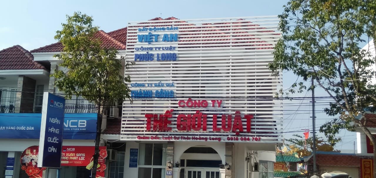 Pano quảng cáo ngoài trời