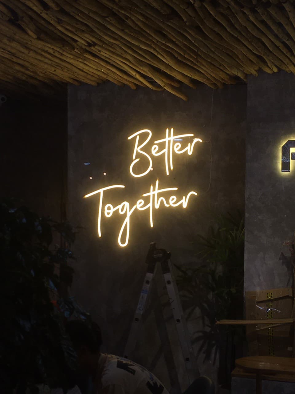 FPT Shop Digital Signage